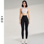 aloyoga's new high-waists fitness set