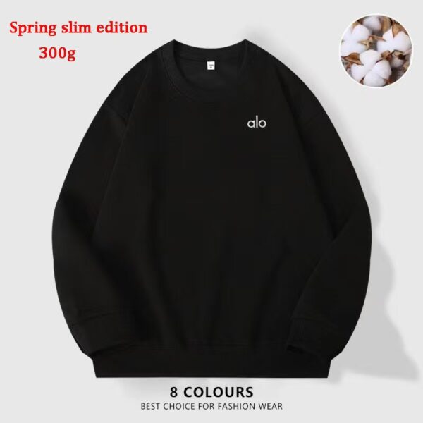The 3D logo of the best-selling sports sweatshirt is laid-back, loose, comfortable and casual