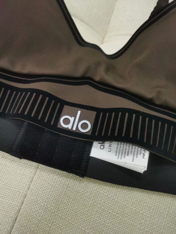 alo yoga set, running and fitness yoga wear
