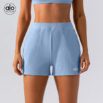 alo's new solid-color sports, running, fitness and yoga set