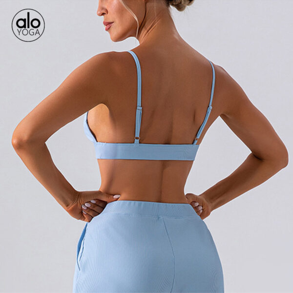 alo's new solid-color sports, running, fitness and yoga set