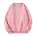 The 3D logo of the best-selling sports sweatshirt is laid-back, loose, comfortable and casual
