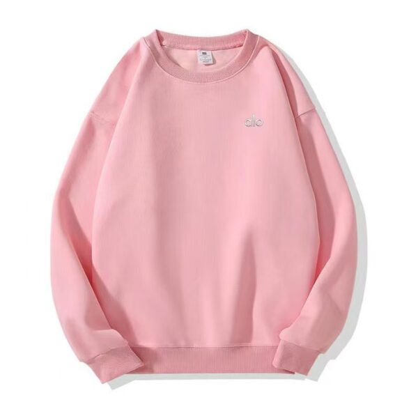 The 3D logo of the best-selling sports sweatshirt is laid-back, loose, comfortable and casual