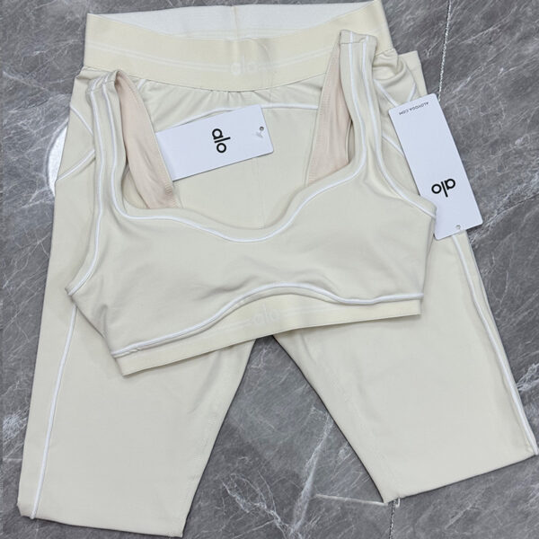 ola yoga set, skin-friendly fabric Pilates two-piece sportswear set
