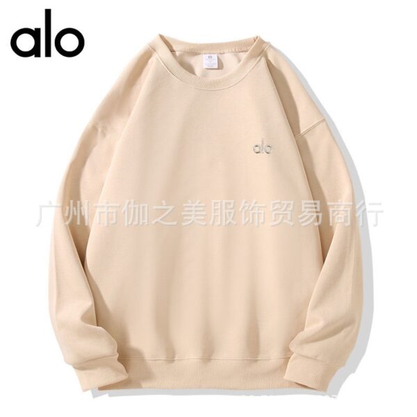 The 3D logo of the best-selling sports sweatshirt is laid-back, loose, comfortable and casual
