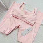 Yoga set seamless training suit with padding and skin-friendly fabric Pilates two-piece sportswear set