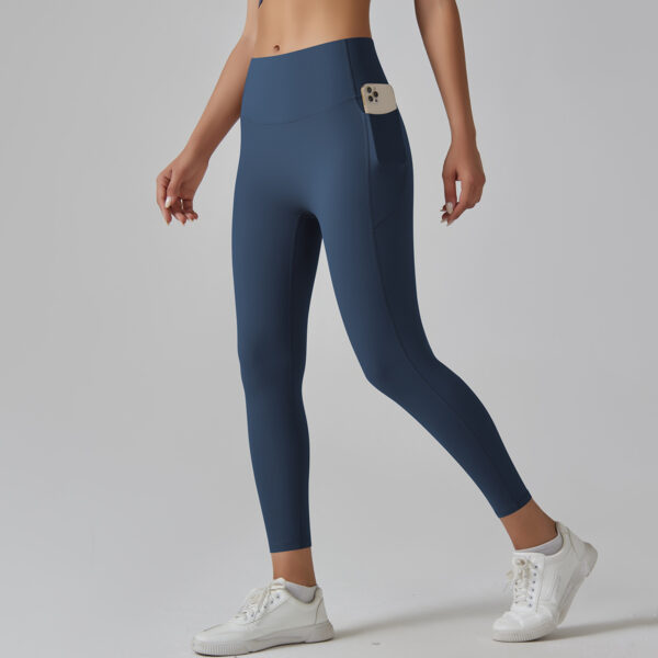aloyoga's new high-waisted, slimming and nude fitness pants