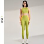 aloyoga's new high-waists fitness set