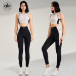 aloyoga's new high-waists fitness set