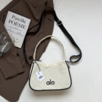 lo Dumpling Bag Women's underarm bag, fashionable single-shoulder bag, crossbody bag, new lightweight daily commuting bag for women