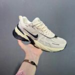 Pure Original Runtekk retro dad Shoes V2K white Silver Gray silver breathable and versatile women's mesh sports shoes