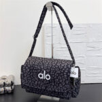 alo leopard Print Messenger bag for women, American retro casual schoolbag, canvas single-shoulder crossbody bag