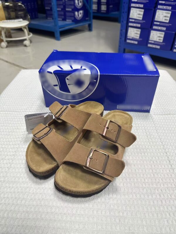 BK Boodles Men's and Women's Matching Leather Suede Soft-soled Two-row Buttoned Sandals and Slippers, Pure Source High Edition