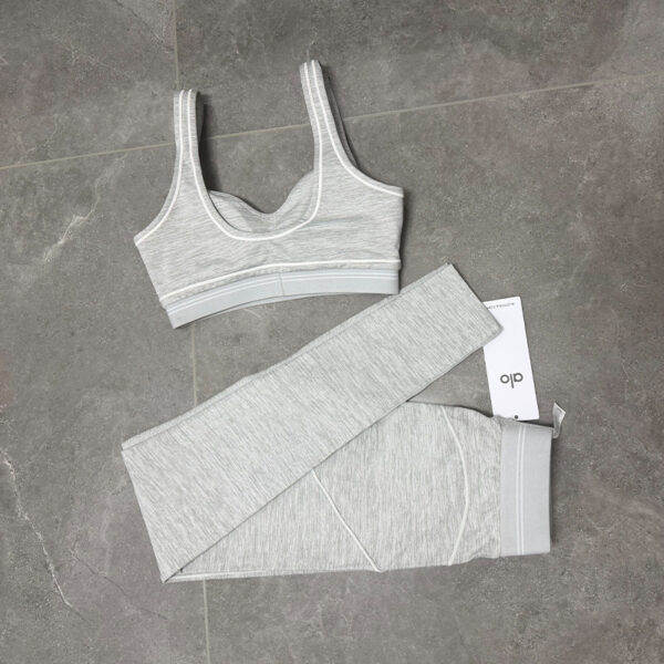 Alo yoga workout set for women - Pilates exercise and fitness apparel
