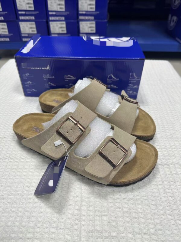 BK Boodles Men's and Women's Matching Leather Suede Soft-soled Two-row Buttoned Sandals and Slippers, Pure Source High Edition